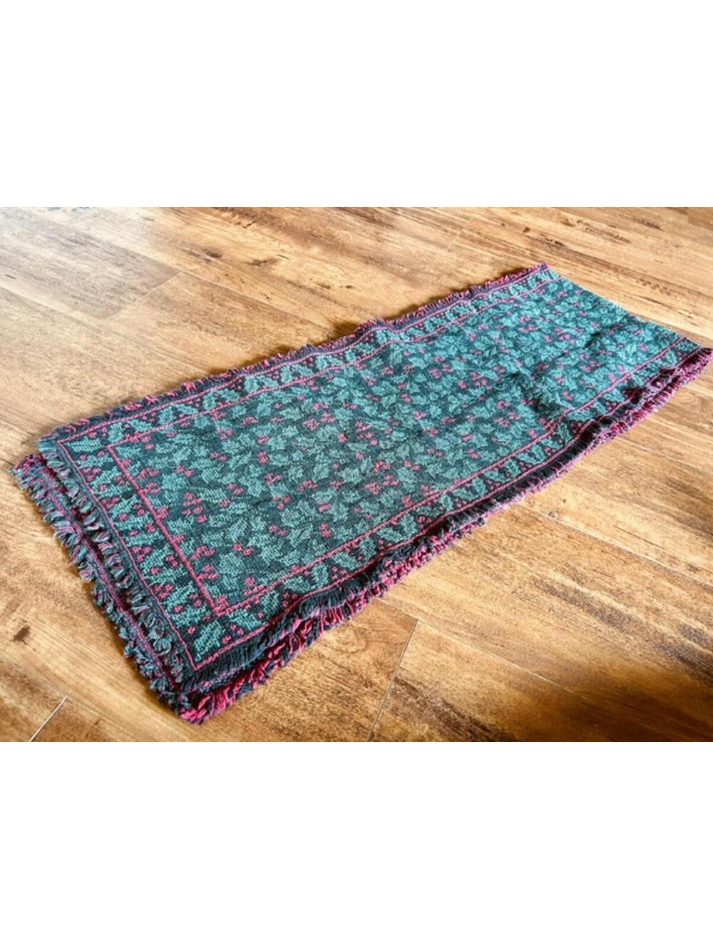 Vintage Woven Wool Table Runner with Fringe Christmas Berry Holly Print